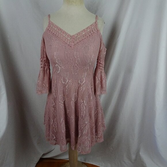 City Triangles Juniors Lace Dress Size 7 - Picture 1 of 10